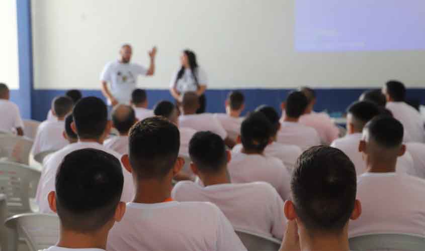 Governo de RO fortalece políticas culturais com fase piloto de plataforma audiovisual no sistema prisional