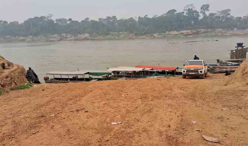 Seca no Rio Madeira e queimadas afetam moradores de Porto Velho