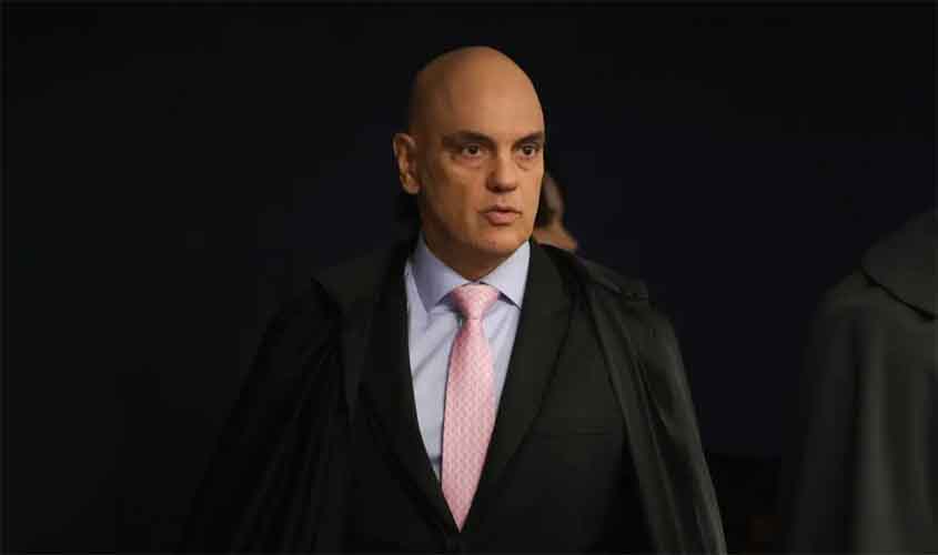 Moraes vota para condenar Bolsonaro e mais sete por golpe de Estado