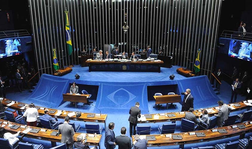 Nova bancada tem o senador mais jovem já eleito no Brasil