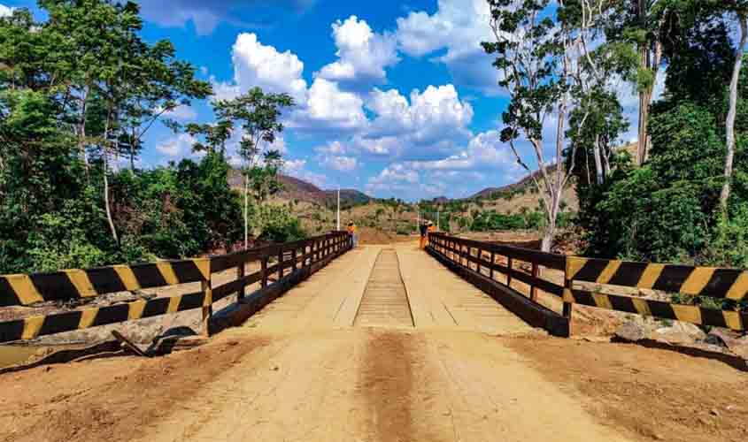 Ponte sobre o Rio Canaã é entregue pelo governo de RO para população