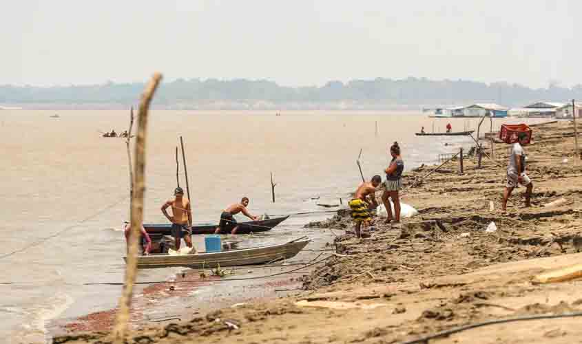 Governo concede auxílio a pescadores afetados por seca na Região Norte