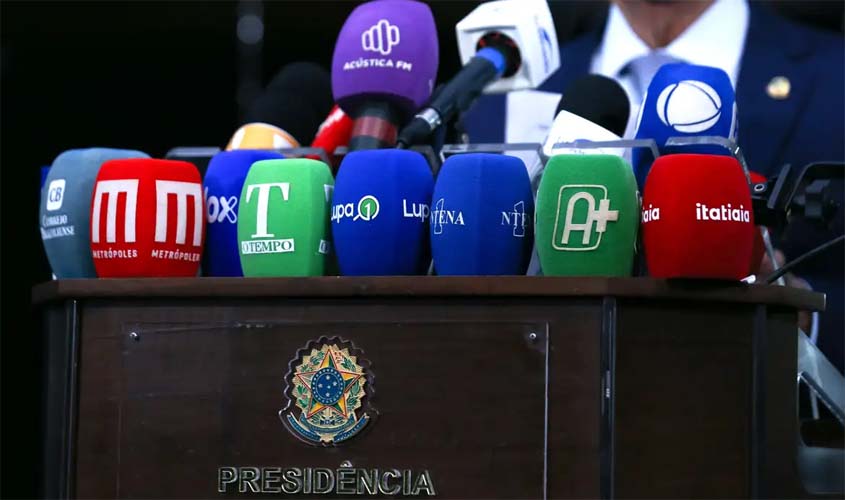 Jornalistas sofreram mais de 14 mil ataques no 1º turno das eleições