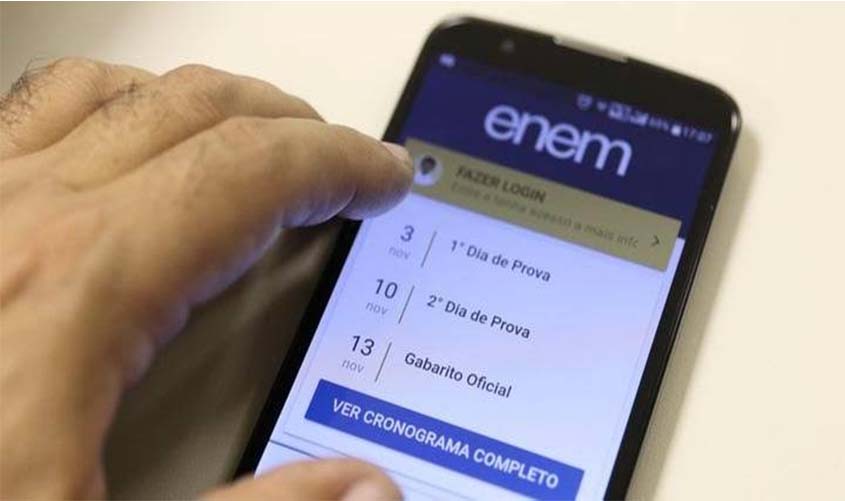 Inep proíbe aplicadores do Enem de usarem celular nas salas de prova