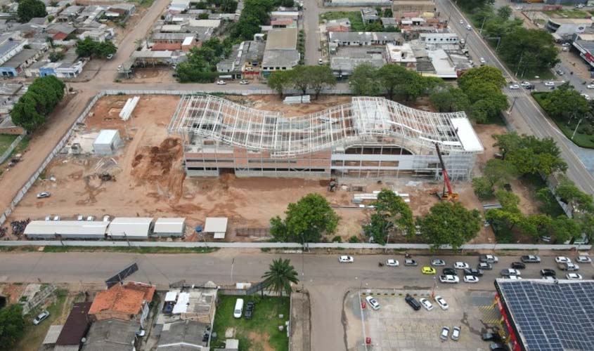 Começa a instalação do telhado da nova rodoviária de Porto Velho