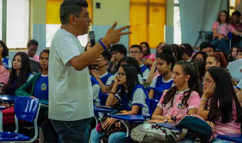 Liberalismo em Rondônia: jovens estudantes realizam projetos