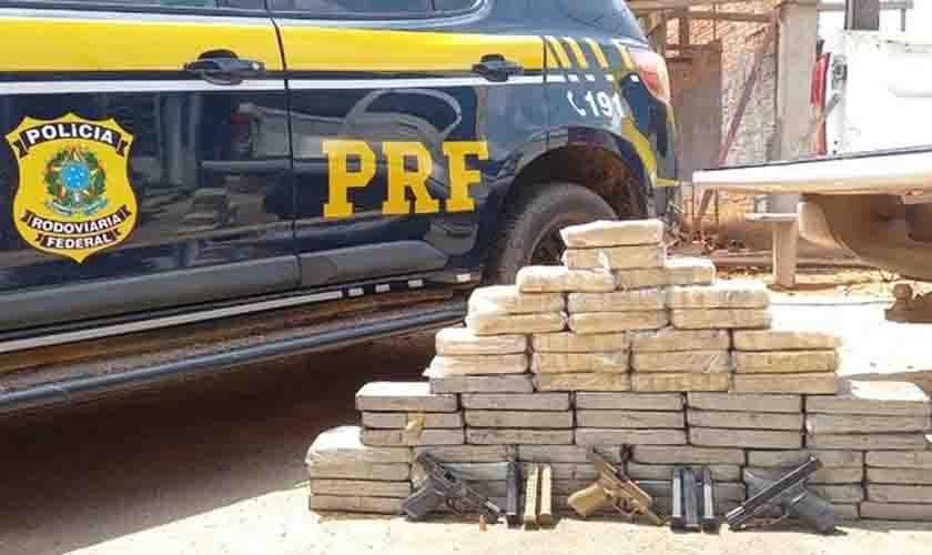 Em Ji-Paraná/RO, PRF apreende 64 Kg de cocaína e três pistolas Glock