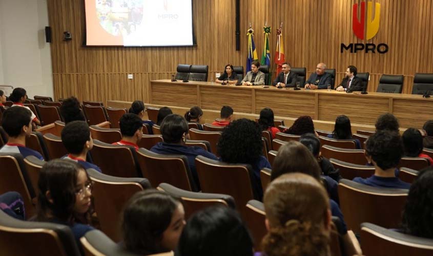 MPRO inspira jovens com projeto ‘Eu Visto Essa Camisa’