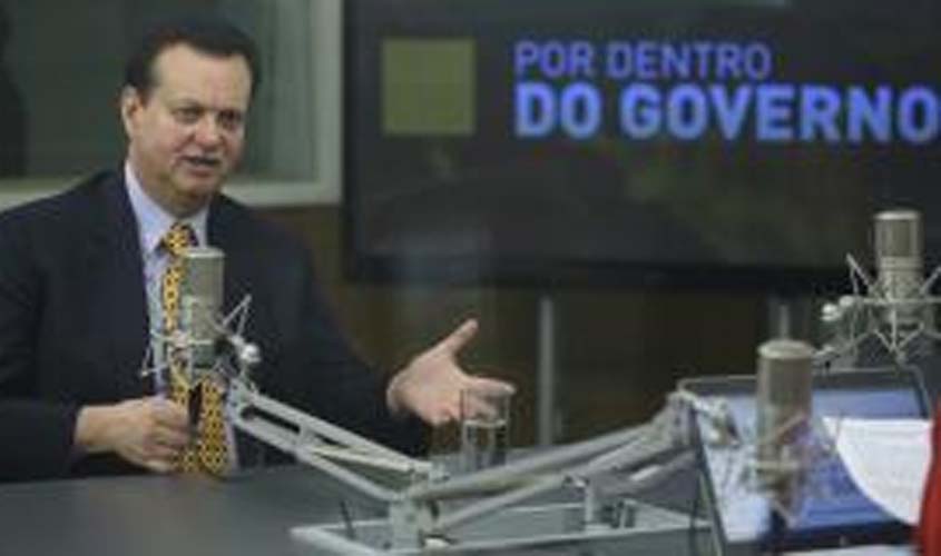 Governo vai reabrir prazo para emissoras de rádio AM pedirem migração para FM