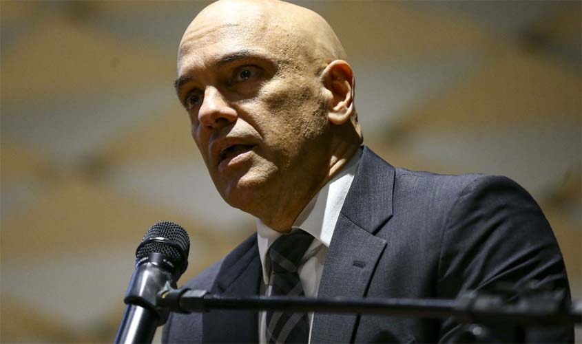 Moraes: quem financiou e incentivou atos golpistas será punido