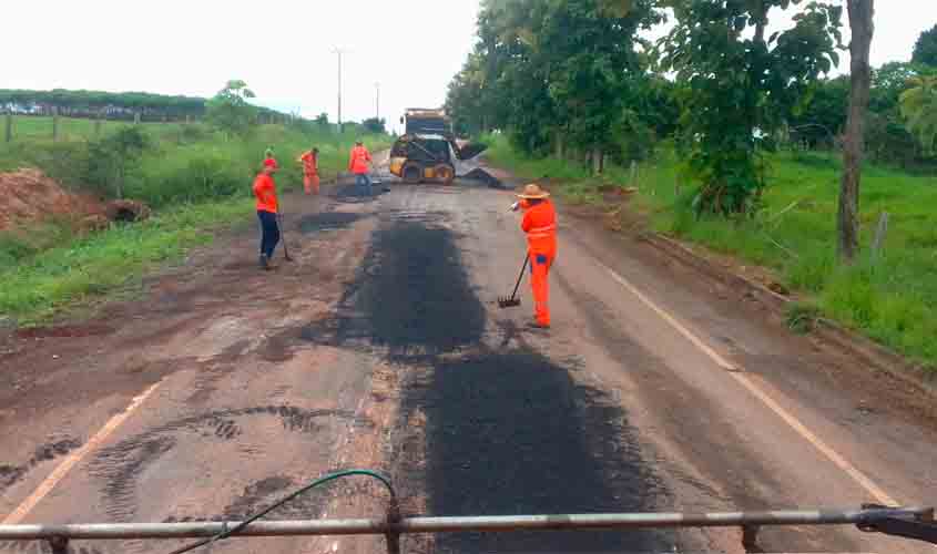 Manutenção da Rodovia-471  é intensificada com ações do governo de RO