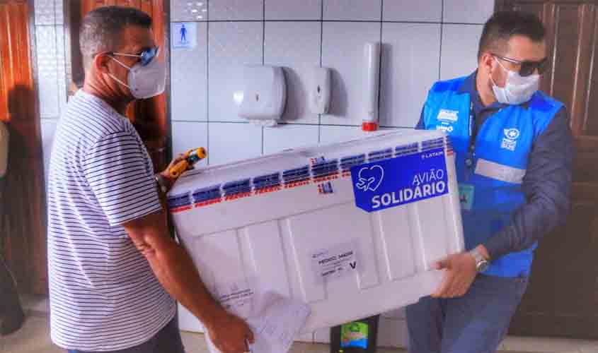 Rondônia recebe oitava remessa de vacinas contra a Covid-19 e começa a destinar doses para idosos de 75 aos 79 anos