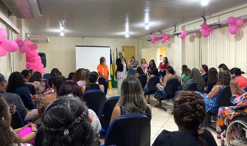 Servidoras municipais participam de evento especial para mulheres