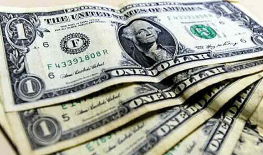 Dólar encerra última sessão em alta, a R$ 5,79