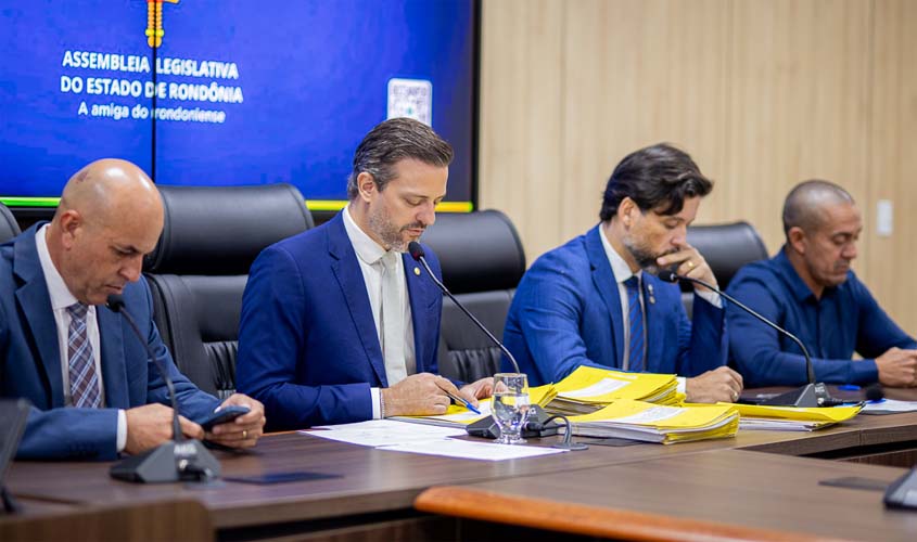 CCJR retoma reuniões com discussão e aprovação de projetos