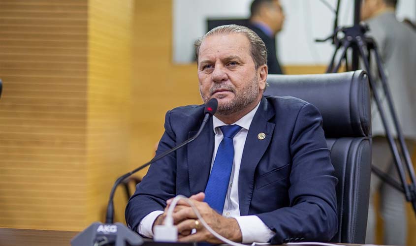 Cirone Deiró defende tornozeleira para agressores de mulheres