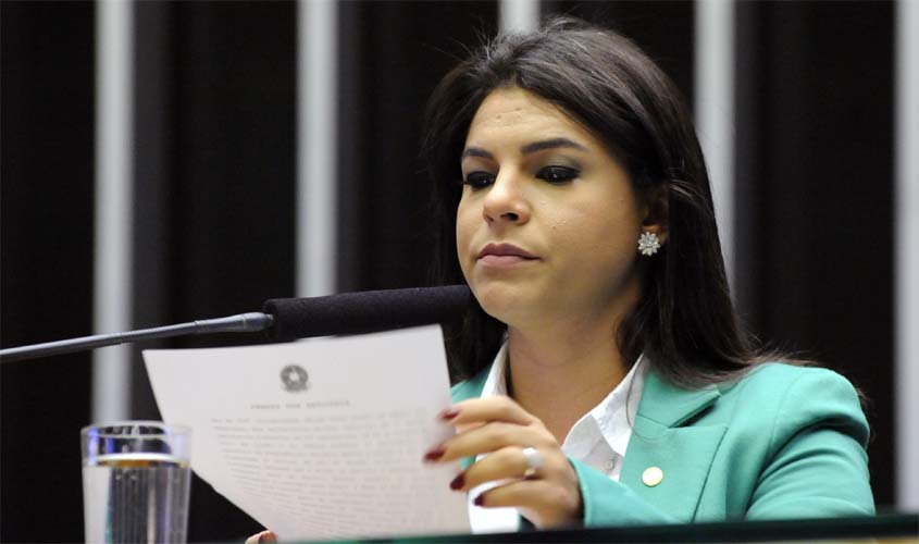 Projeto de Mariana Carvalho beneficia gestantes