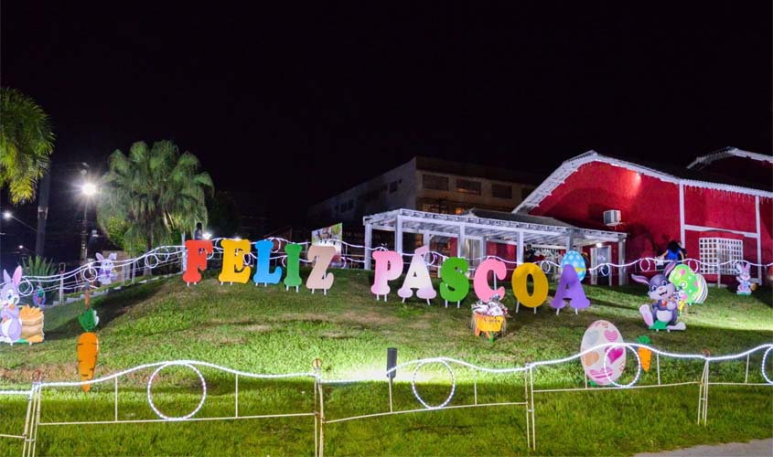 Decoração de Páscoa ficará até sexta-feira na Casa do Papai Noel