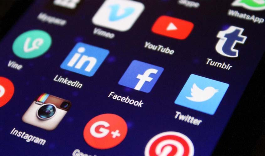 STF analisa responsabilidade das plataformas digitais