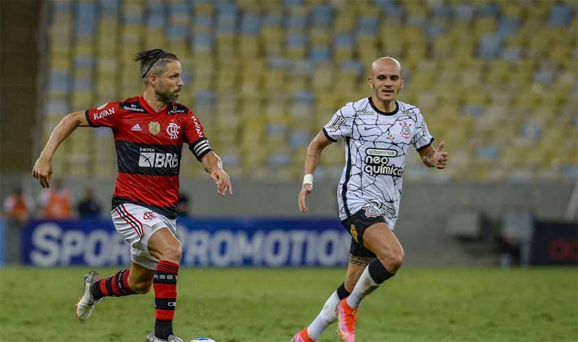 Com tabu de 9 jogos, Corinthians recebe o Flamengo em São Paulo