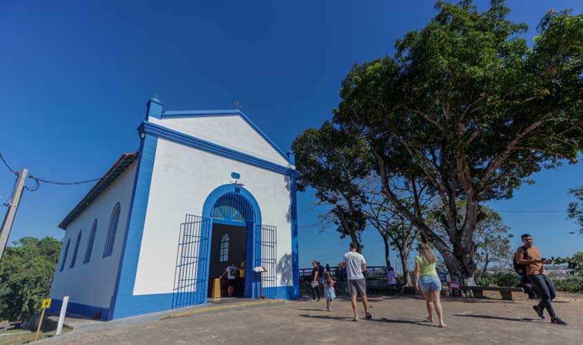 Hildon Chaves oficializa Capela de Santo Antônio como patrimônio cultural, histórico, material e religioso