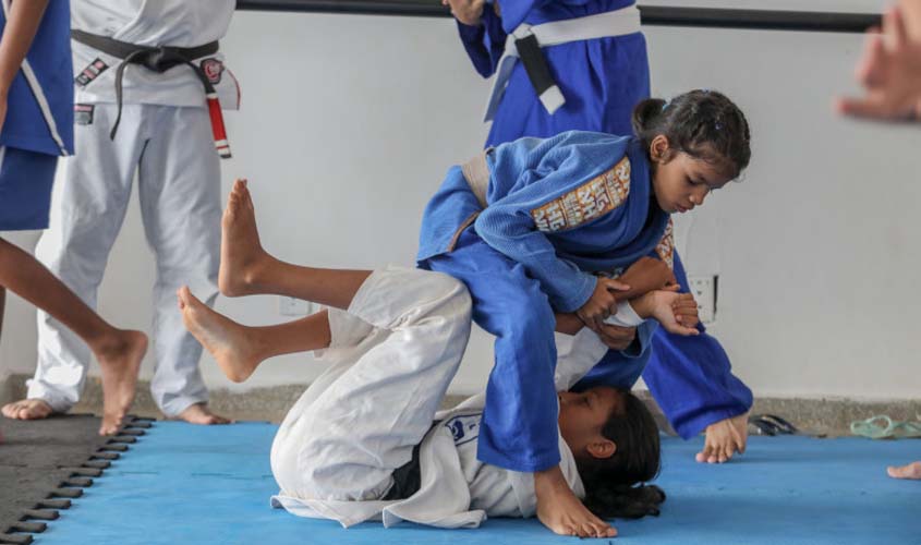 Inscrições abertas para aulas de jiu-jitsu na Praça CEU