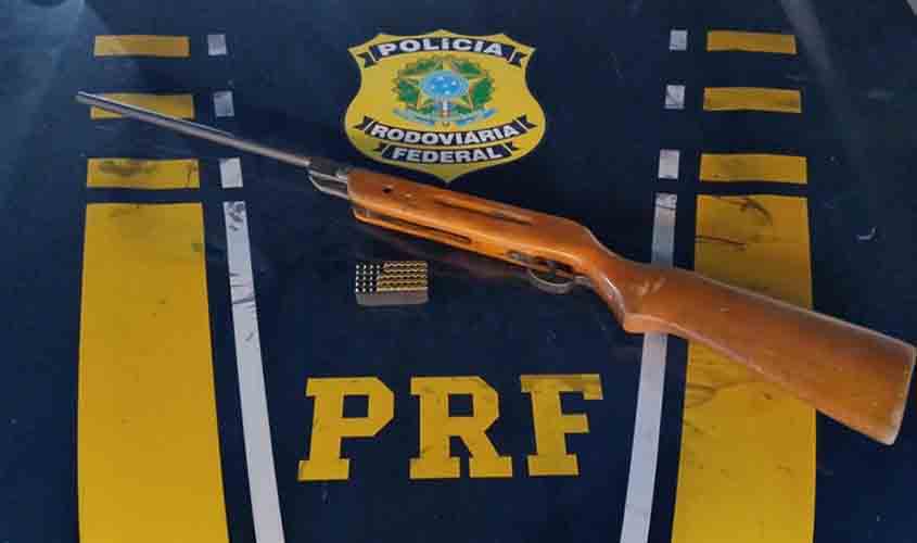 PRF apreende rifle de fabricação artesanal e dezenas de munições