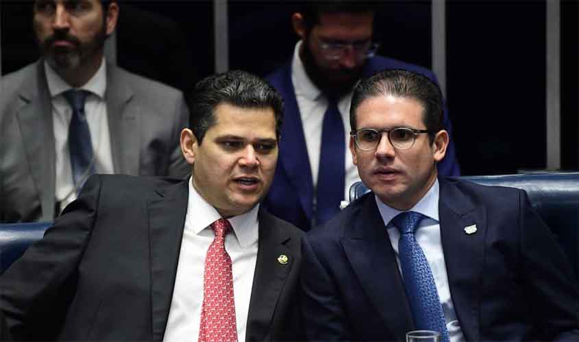 Tarifaço: Congresso pede diálogo nos campos comercial e diplomático
