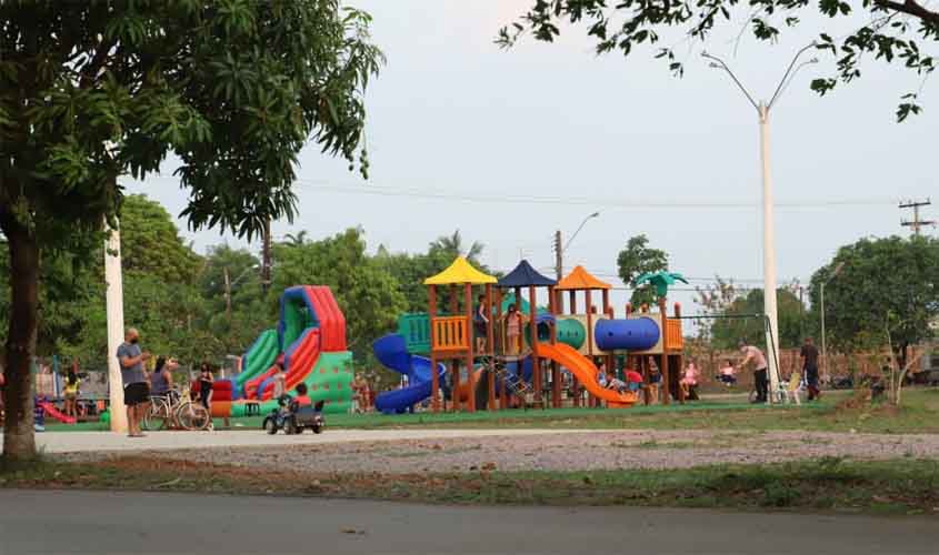 Prefeitura instala dispositivo que elimina risco de choque em praças da capital