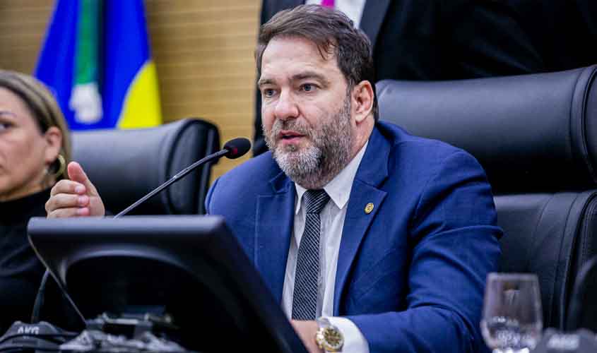 Presidente da ALE-RO, Alex Redano, desmente boatos sobre cassação de Marcos Rocha e Sérgio Gonçalves
