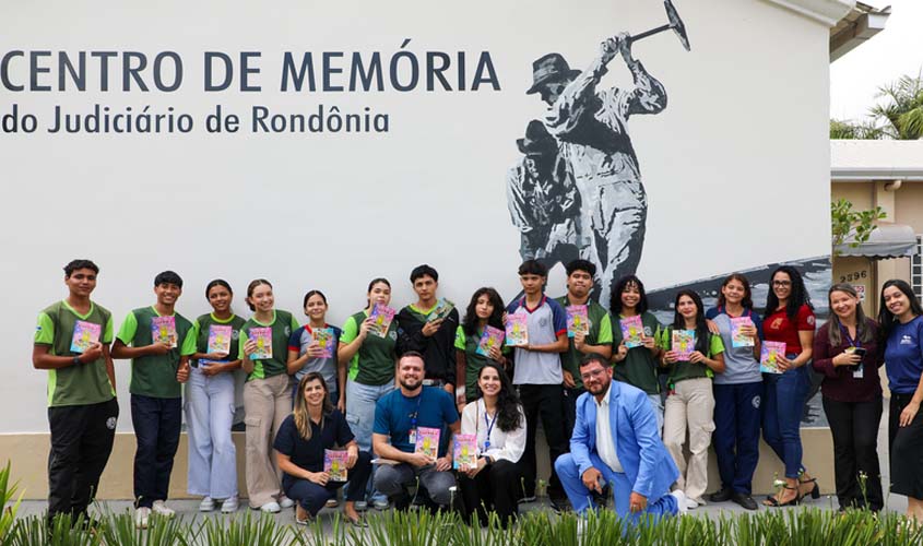 Teia Judiciária promove júri simulado para estudantes