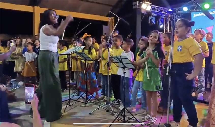 CMACE Jorge Andrade encerra semestre com show beneficente