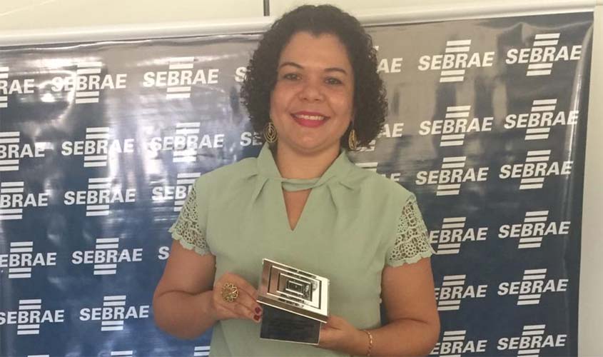 Professora recebe Prêmio Sebrae de Educação Empreendedora