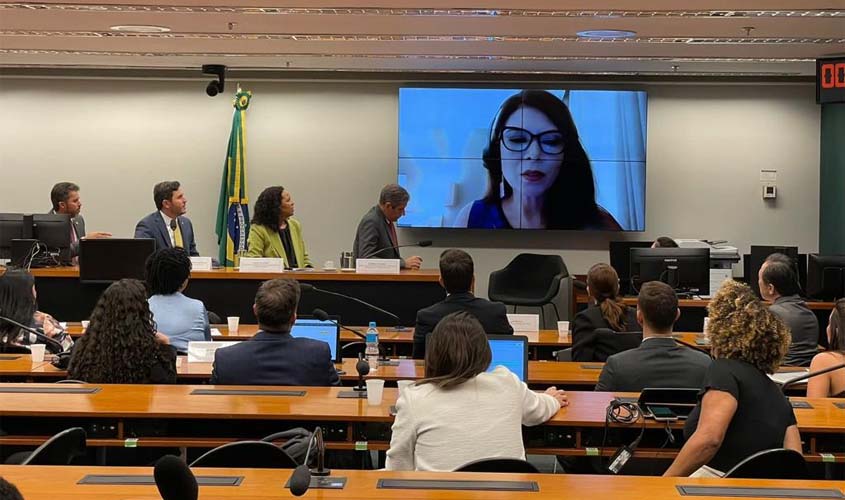 Presidente da Ameron participa de reunião sobre crise do transporte aéreo de Rondônia