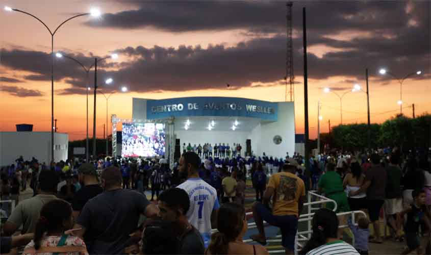 Prefeitura de Rio Crespo apresenta oficialmente o hino municipal em evento de 7 de Setembro