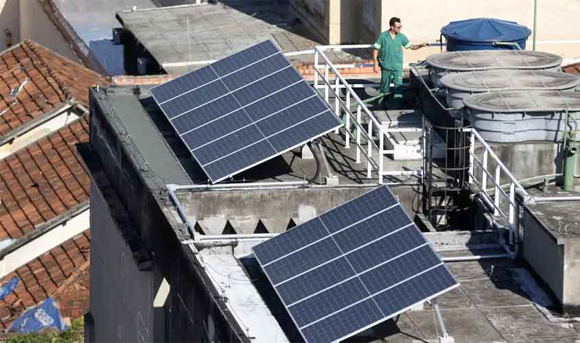 Segundo dados da ABSOLAR, região possui mais de 50 mil conexões fotovoltaicas em telhados e pequenos terrenos