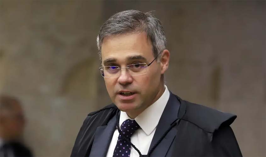 Mendonça homologa delação sobre filme de Bolsonaro