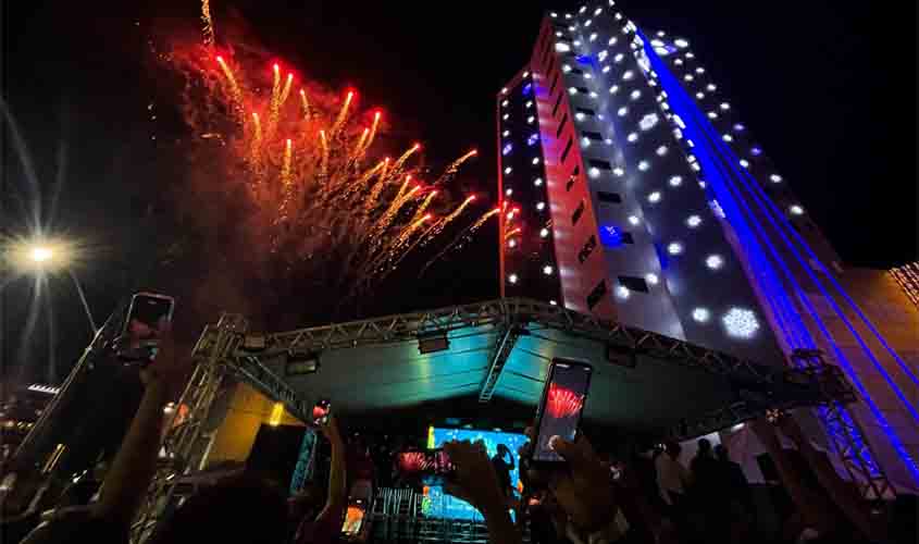 Assembleia Legislativa abre o 'Natal de Portas Abertas' e inaugura a decoração natalina da Casa de Leis