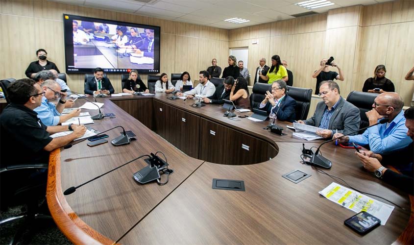 Comissão de Saúde condiciona LOA 2026 ao PCCR