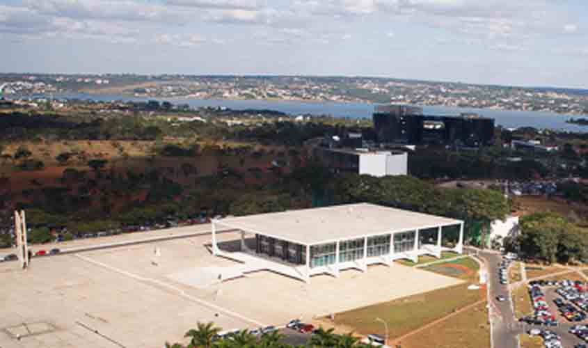 STF invalida obrigatoriedade de informação sobre débitos nas contas de água e luz em SC