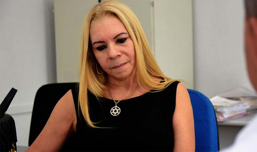 Justiça bloqueia bens de ex-presidente da Caerd acusada de desvio de dinheiro público