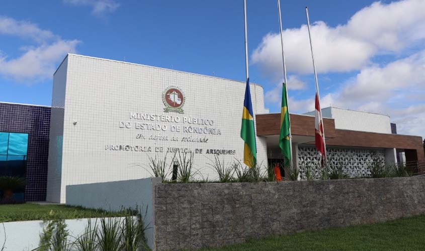 Justiça mantém internação de adolescente acusada de matar o avô