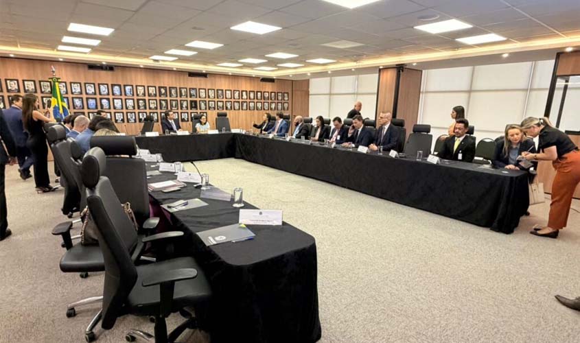 Márcio Nogueira articula no MJ combate ao golpe do falso advogado