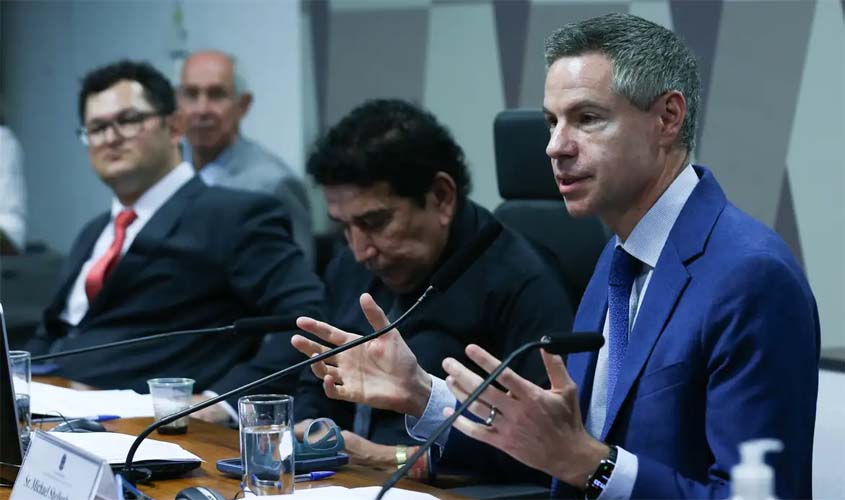 Senado ouve jornalistas citados por Musk para atacar Moraes e o STF