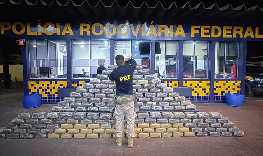 PRF apreende 500 kg de skunk na BR-364 em Rondonópolis