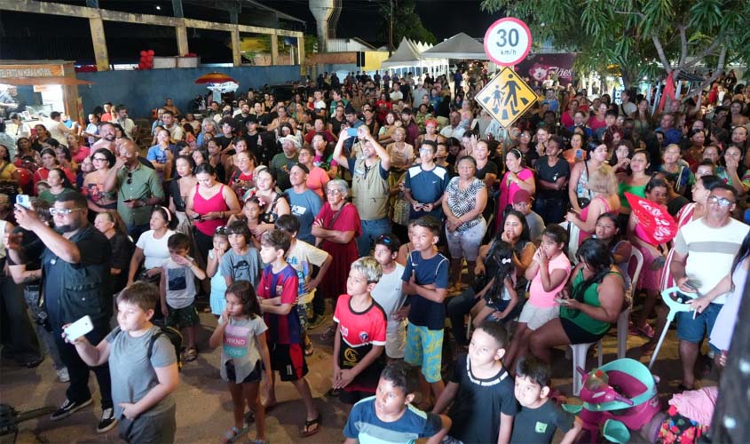 Famílias celebram Dia das Mães no Campo do Abobrão