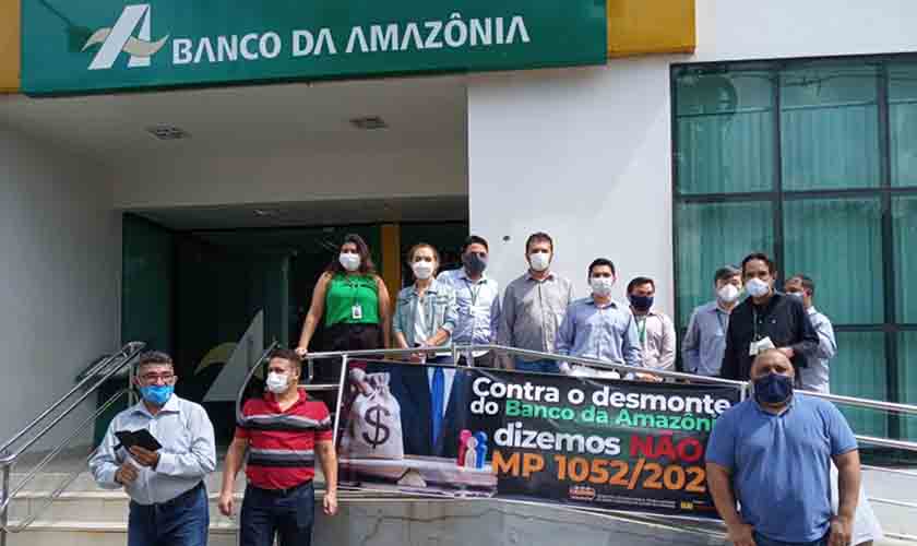 Bancários promovem atocontra a MP 1052 e em defesa do Banco da Amazônia