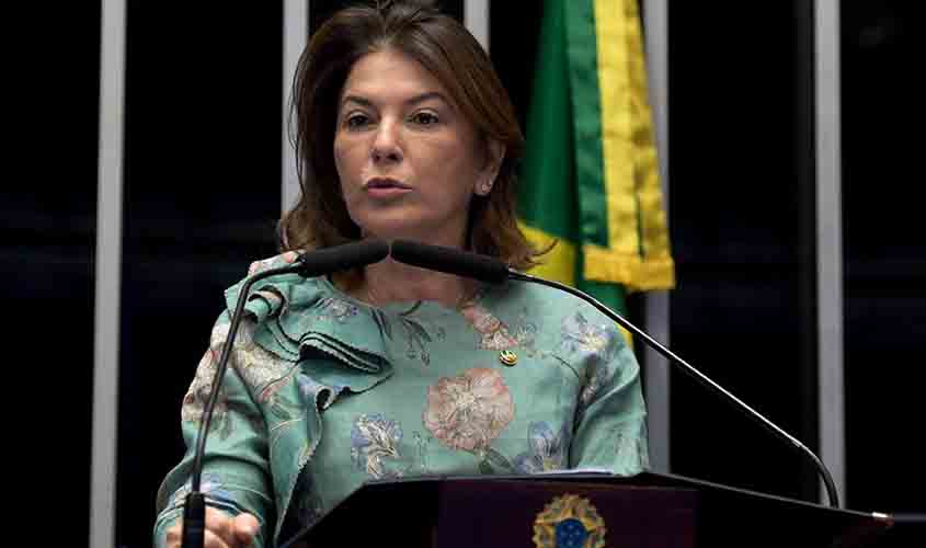 Rosana Martinelli lamenta assassinato de advogado e defende porte de armas  