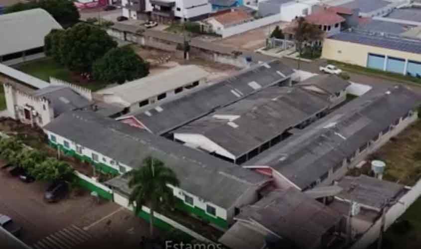 Cerejeiras: Luizinho Goebel solicita ao Governo do Estado a reforma estrutural e elétrica da Escola Floriano Peixoto