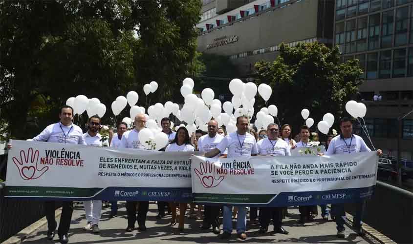 Violência contra profissionais de saúde: legislação busca agravar penas para crimes que ocorram durante exercício profissional